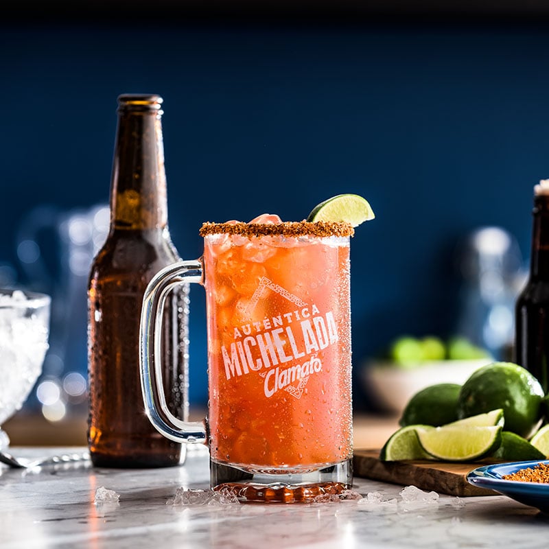 Receta la Auténtica Michelada Clamato Original Bebida